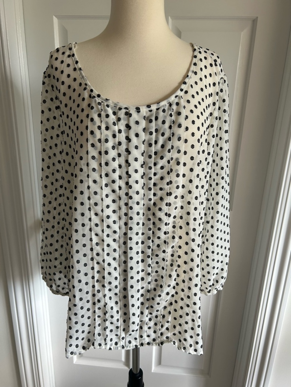 New Women’s Elle Sheer White Blouse Shirt Black Polka Dots High Low Hem XL